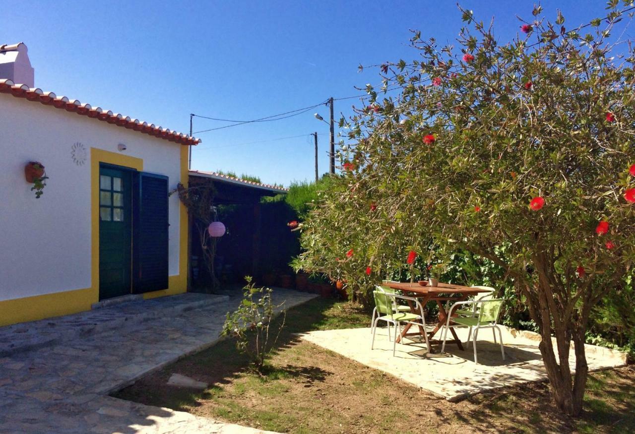 Casas Da Lagoa - 4 Casas De Ferias Independentes Santo Isidoro Eksteriør bilde